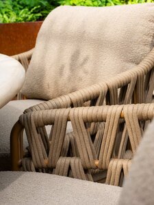 4 Seasons Outdoor Biarritz low dining set – 5 stoelen + Colorado tafel 160 cm Ø - afbeelding 3