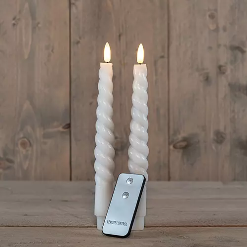 B.O. 2ST WIT SWIRL WAX DINERKAARS 23CM 3D LONT MET AFSTANDSB