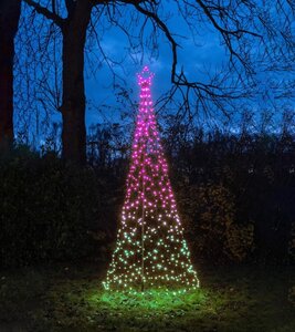 Boom met ster 480 LED rgb IP44 trafo inclusief paal en afstandsbediening en 8 grondpennen d100h320cm