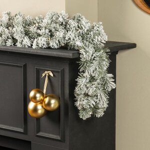 Everlands Imperial verlichte slinger besneeuwd – lengte 270 cm, diameter 25 cm, 50 lampjes - afbeelding 3