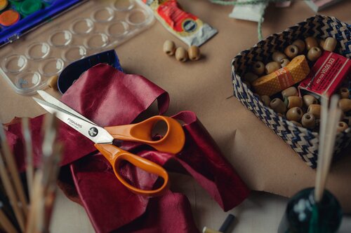 Fiskars Classic universele schaar 21 cm - afbeelding 4