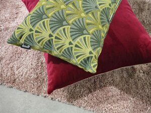 Hartman Jolie Cassis 45x45x16 Sierkussen - afbeelding 3