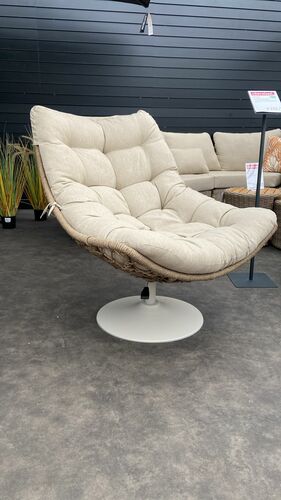 Own Living Arturo relax / draai stoel, Sahara dust - Latte