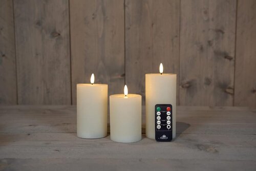 Rustieke LED-stompkaars van was – 3D-vlam – ivoor – op batterijen – met afstandsbediening – set van 
